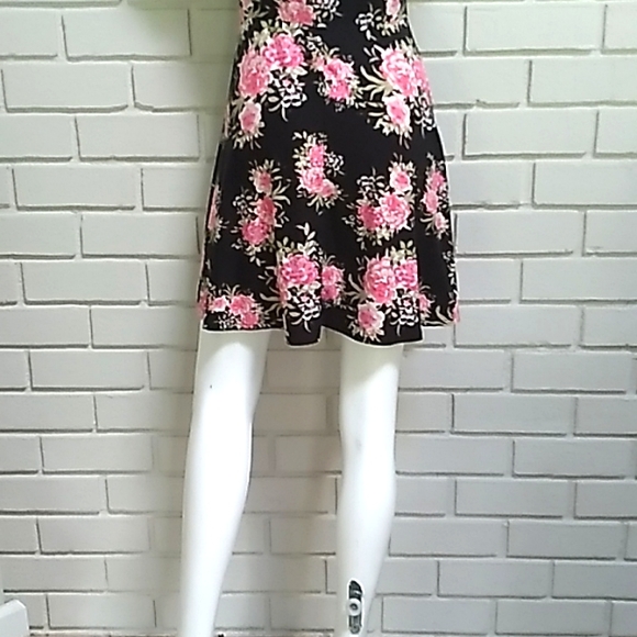 No Boundaries Black Floral Cut Out Back Detail Mini Dress. Size Medium - Picture 7 of 10